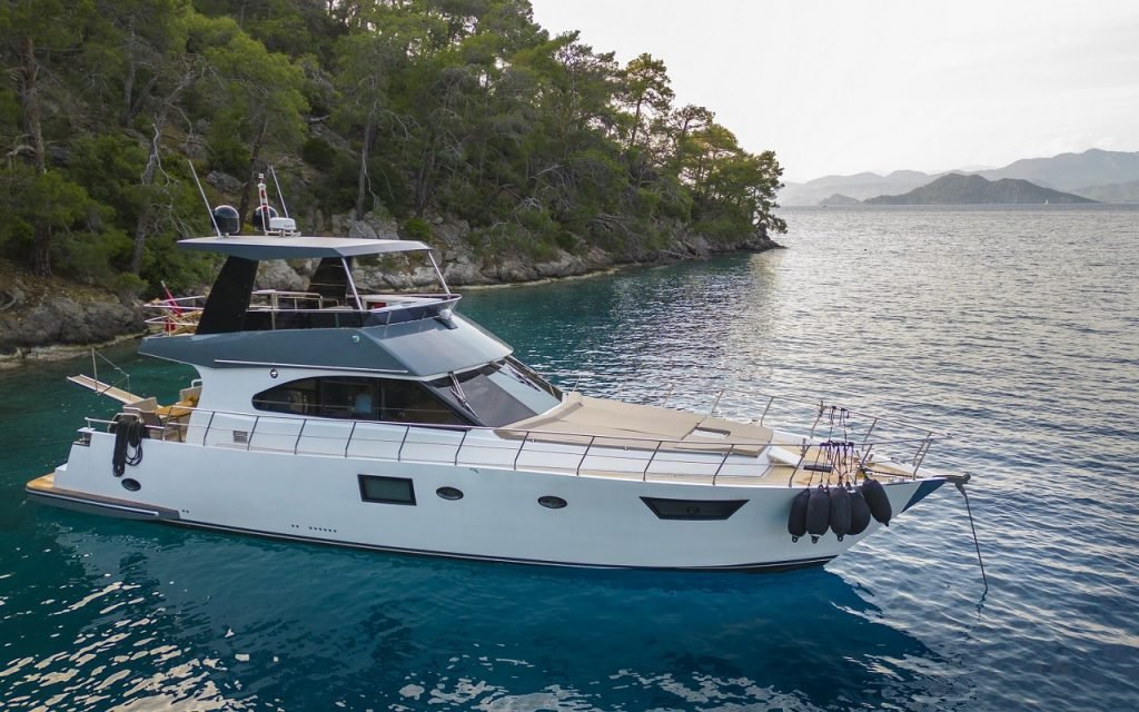 Motor Yacht
