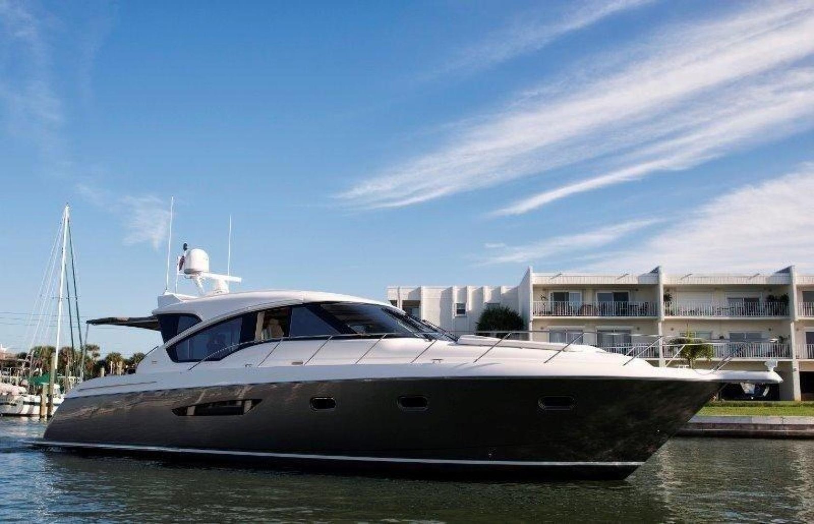 Speedboat
